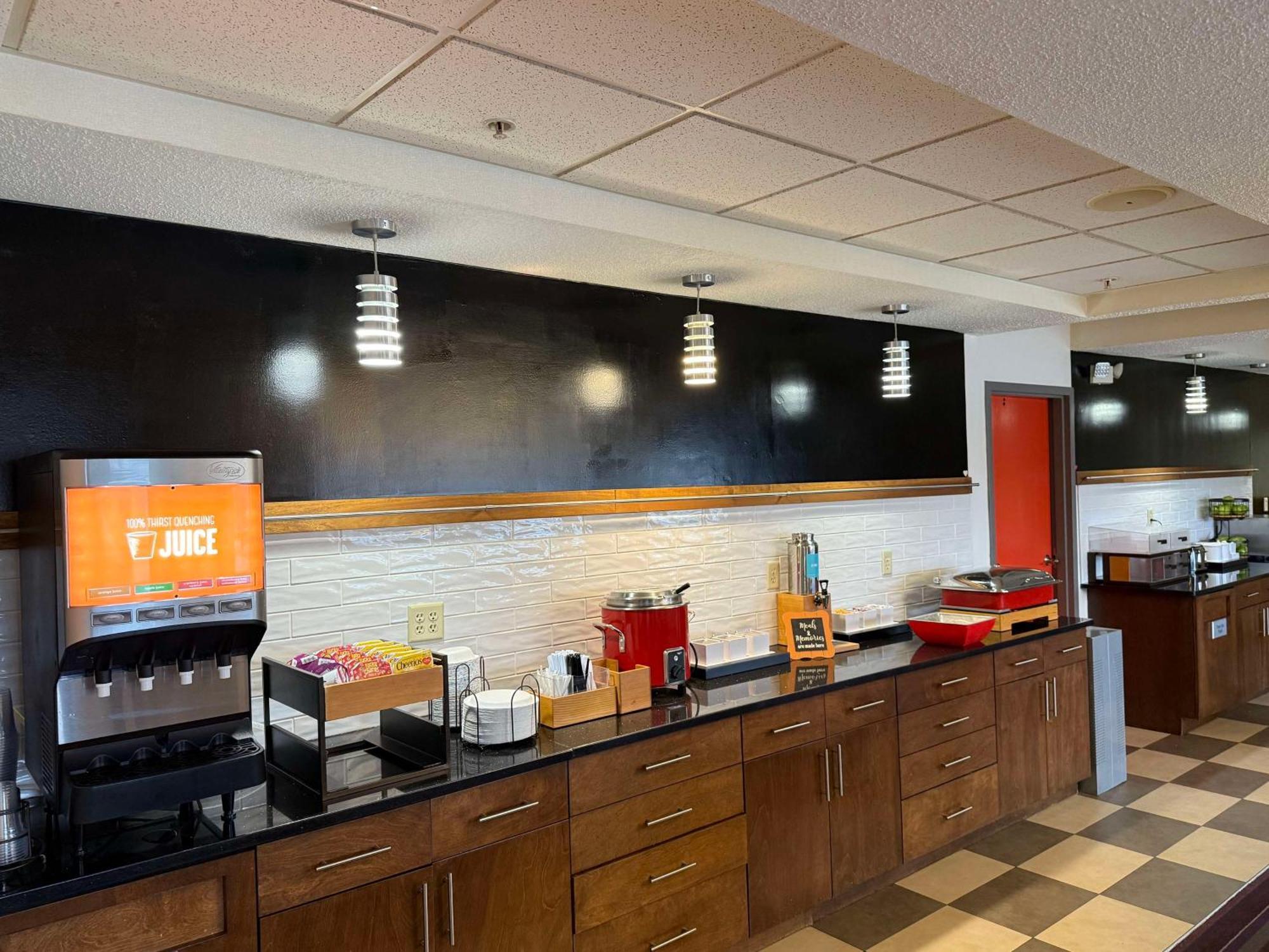 Surestay By Best Western Forsyth Decatur Buitenkant foto