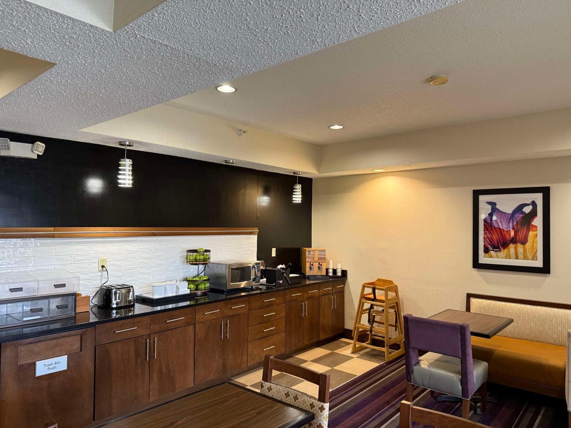 Surestay By Best Western Forsyth Decatur Buitenkant foto