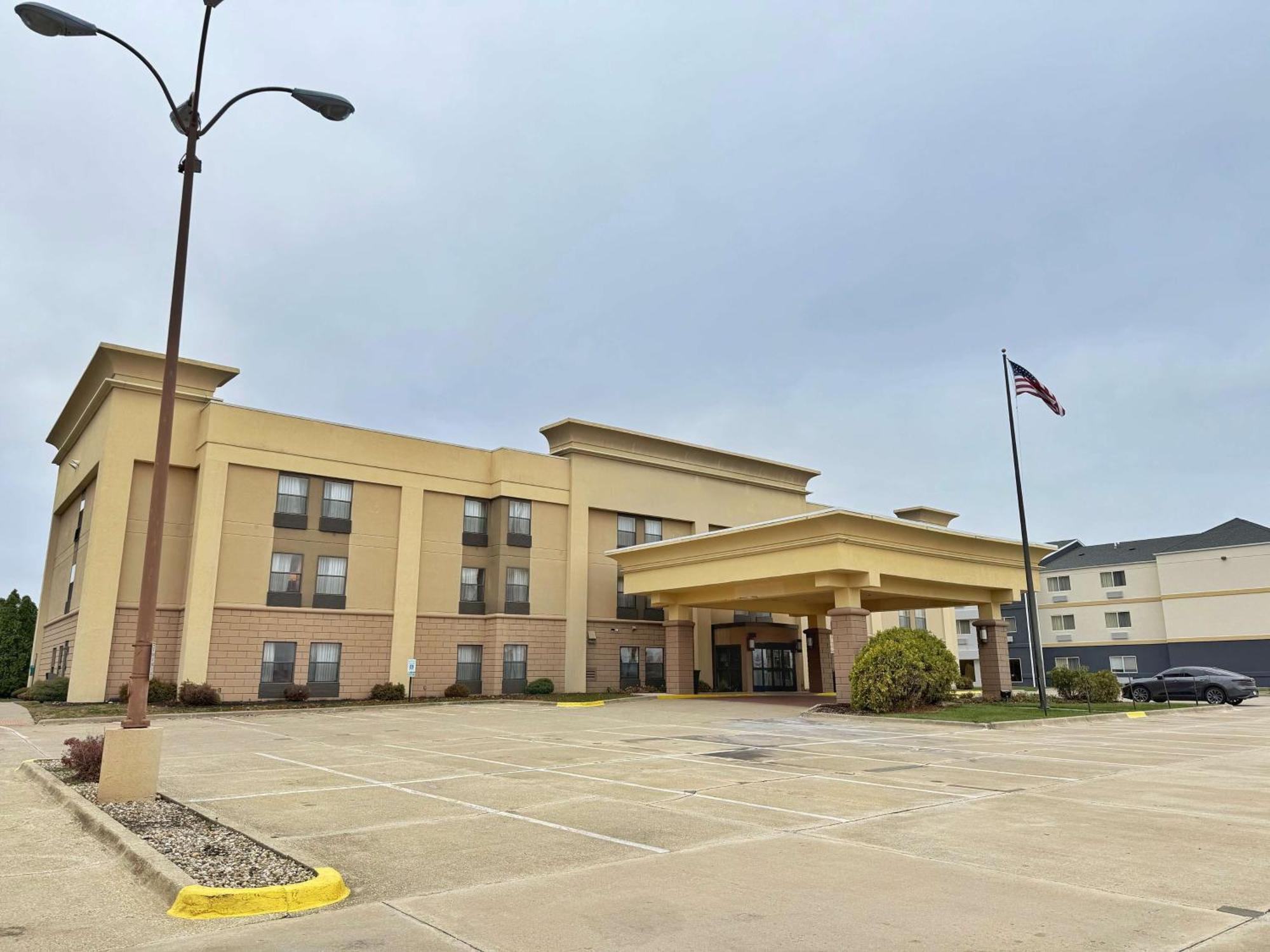 Surestay By Best Western Forsyth Decatur Buitenkant foto