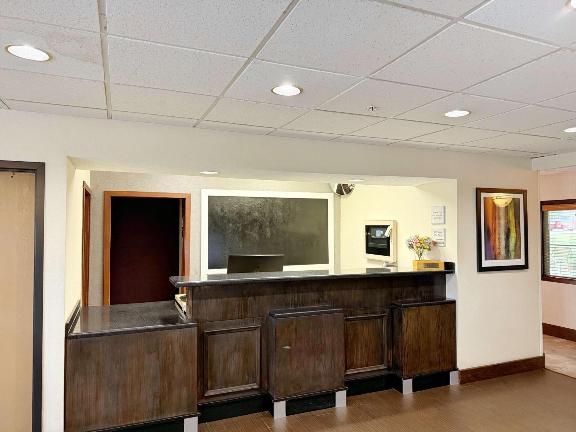 Surestay By Best Western Forsyth Decatur Buitenkant foto